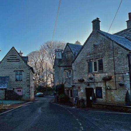 Bear Inn - Bisley Bisley  Esterno foto