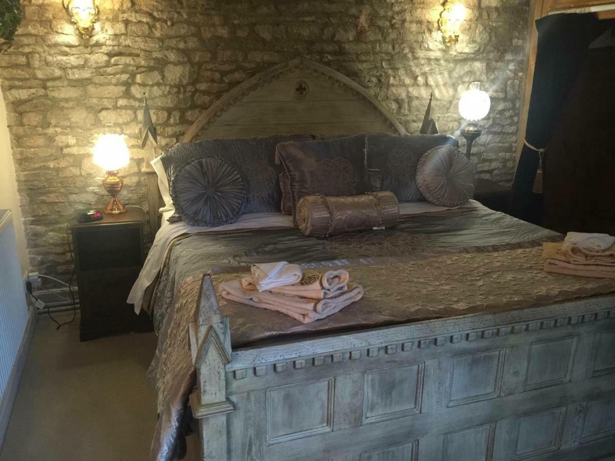 Bear Inn - Bisley Bisley  Esterno foto
